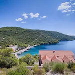 Ladesta * Lastovo