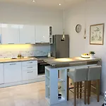 Ladesta * Lastovo