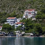 Ladesta