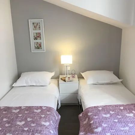 Ladesta * Lastovo