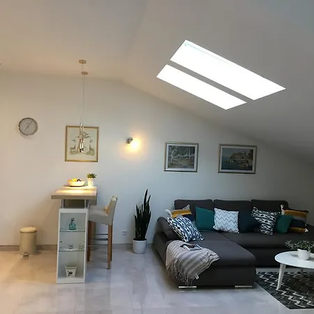 Apartment Ladesta