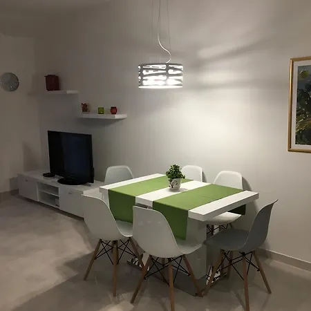 Ladesta * Lastovo
