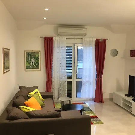 Apartment Ladesta *